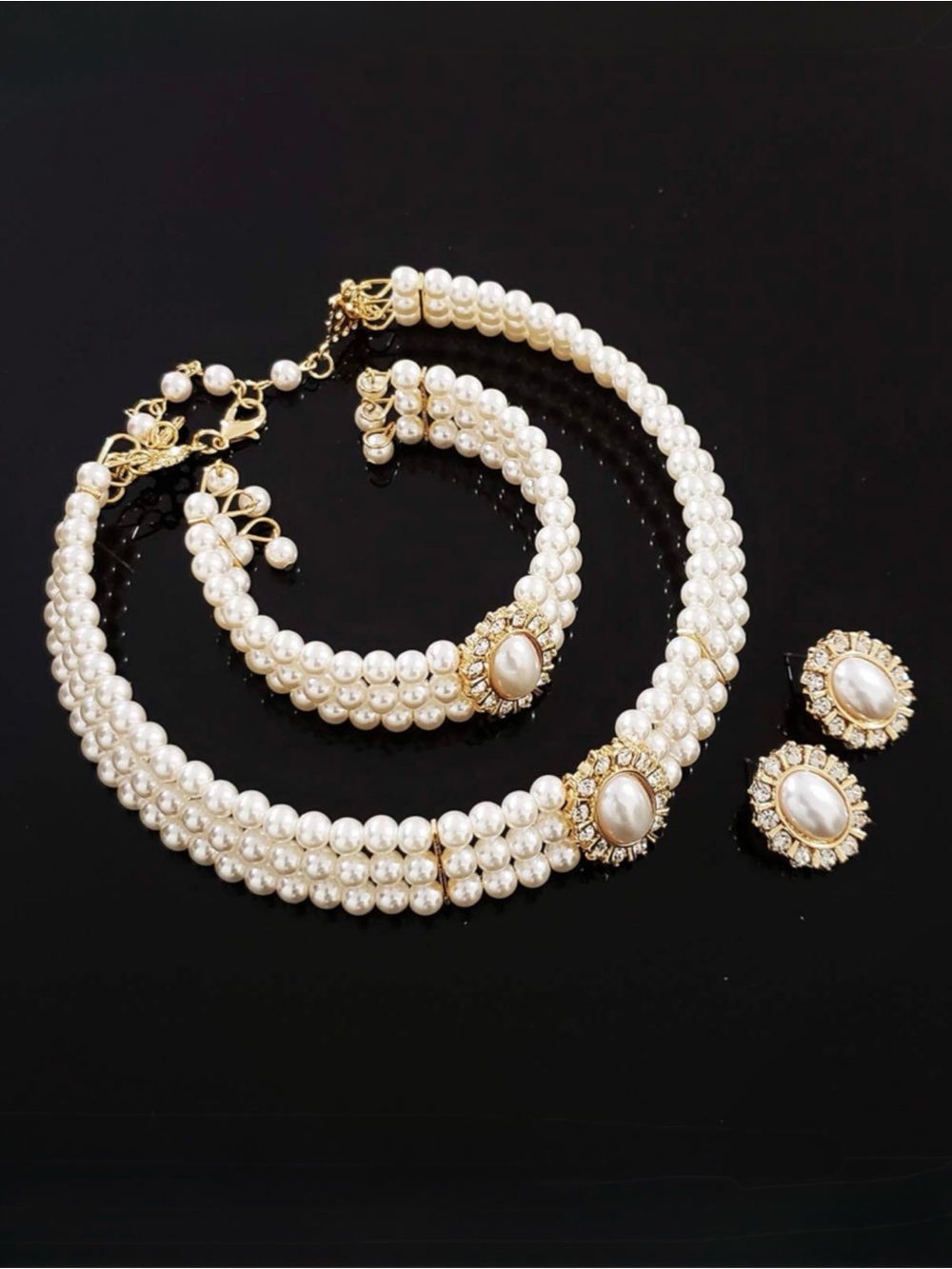NEW Vintage Style Pearl Necklace Bracelet Earrings Set Gold Tone Rhinestone